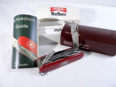MARLBORO VICTORINOX SWISS ARMY KNIFE
