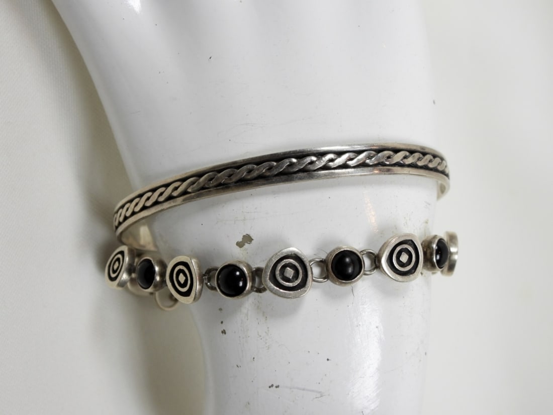 2 7'' STERLING BLACK GEM STONE BRACELETS (1 of 2)