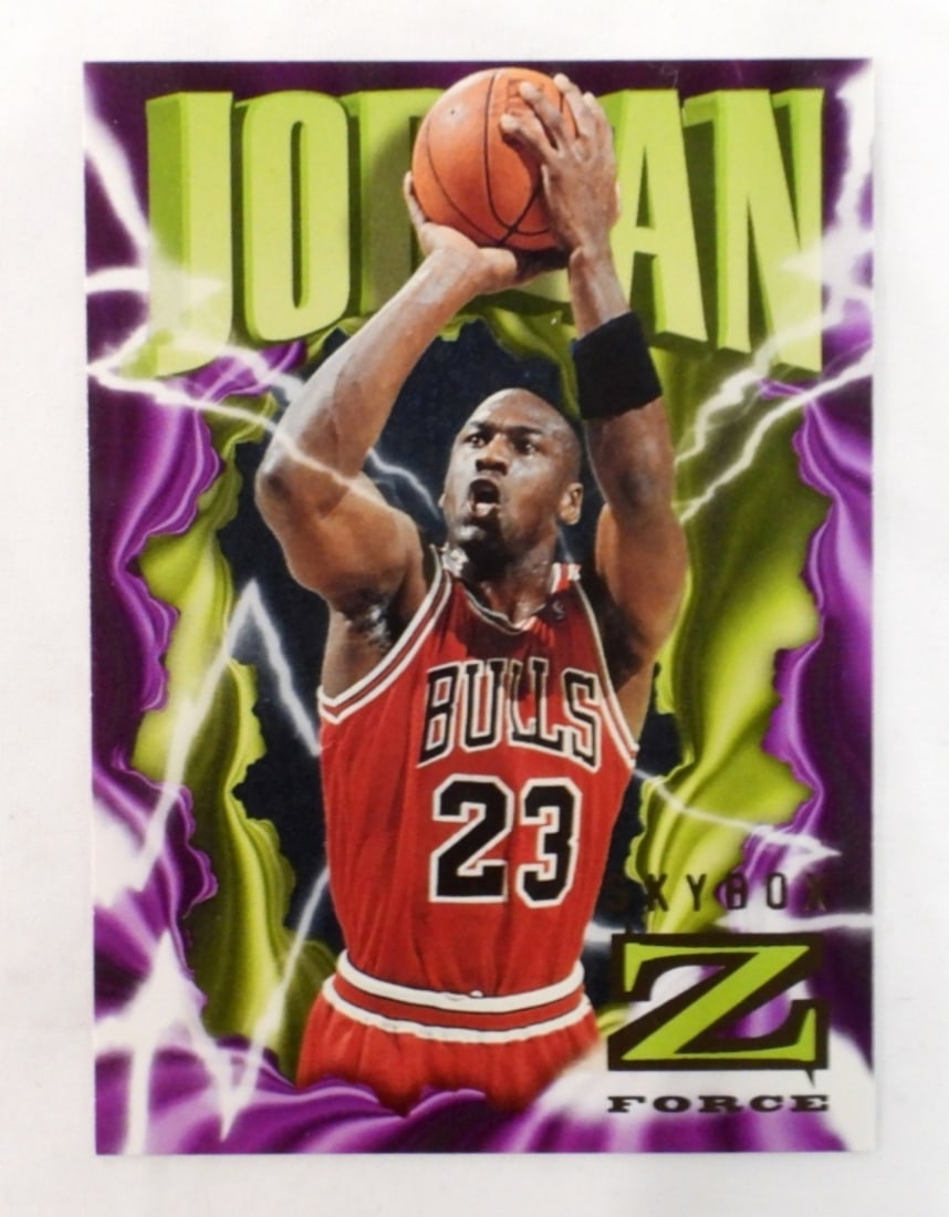 MICHAEL JORDAN 1996 SKYBOX #11: MICHAEL JORDAN 1996 SKYBOX INTERNATIONAL #11 (EXMT)