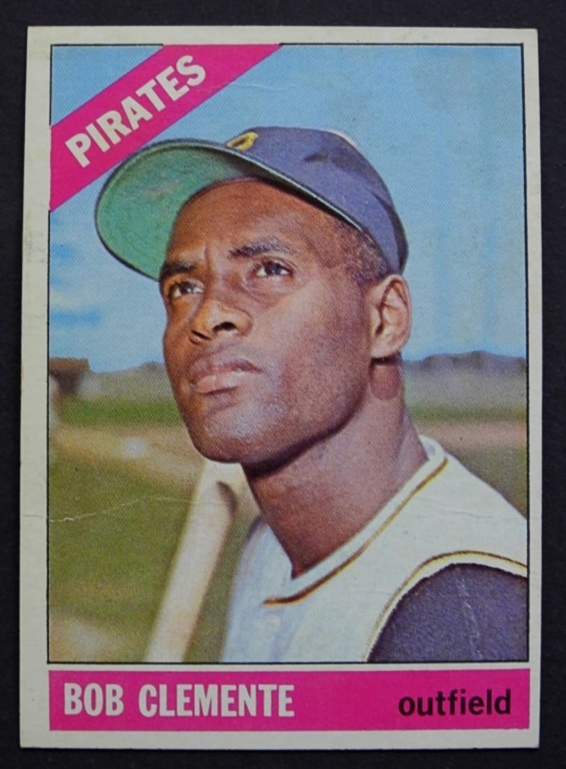 1966 TOPPS #300 ROBERTO CLEMENTE (1 of 2)