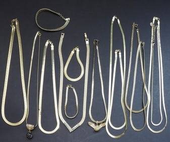 (11) HERRINGBONE STYLE NECKLACES plus