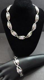 TRIFARI SILVER TONE NECKLACE & BRACELET