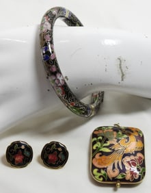 CLOISONNE BRACELET, EARRINGS & PENDANT