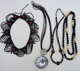 4 BLACK BEADED FASHION NECKLACES