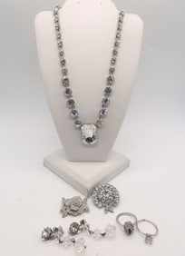 FANCY FASHION DIAMOND LIKE SET
