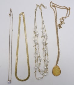 FOUR GORGEOUS FASHION NECKLACES
