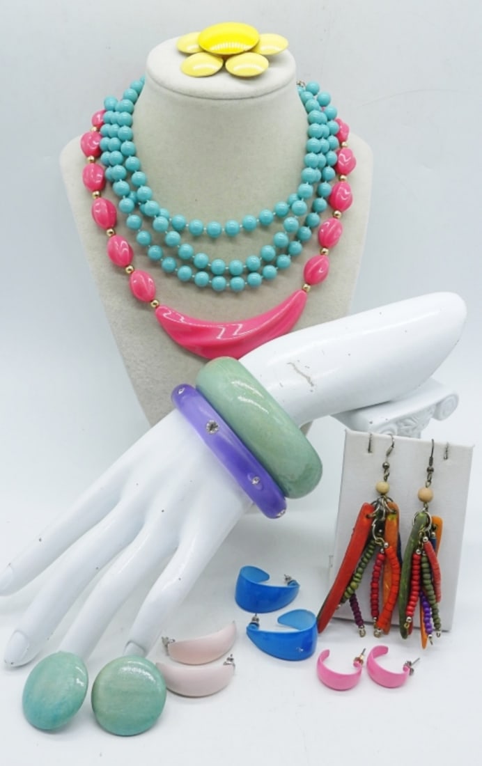 VERY COLORFUL VINTAGE JEWELRY: 3 NECKLACES, 18" & 30". FIVE PAIR OF PIERCED EARRINGS. YELLOW FLOWER BROOCH, 2.5". TWO BANGLES.