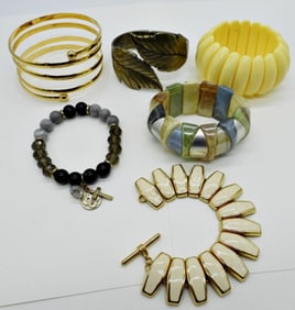 (6) VINTAGE BRACELETS
