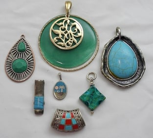 7 PRETTY TEAL WESTERN STYLE PENDANTS
