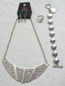 AMAZING NECKLACE/EARRING/BRACELET SET