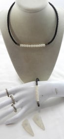 FAUX PEARL NECKLACE SET WITH RINGS