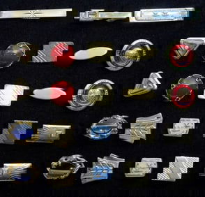 WIDE VARIETY LOT OF MENS JEWELRY/CUFFS