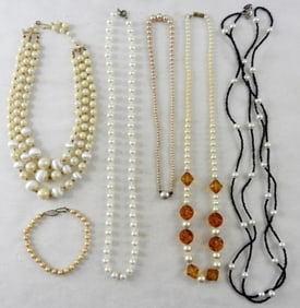 (5) VTG BEADED NECKLACES & BRACELET