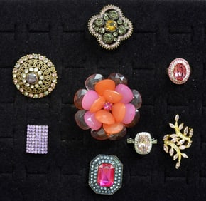 8 PRETTY COLORFUL VARIETY STYLE RINGS