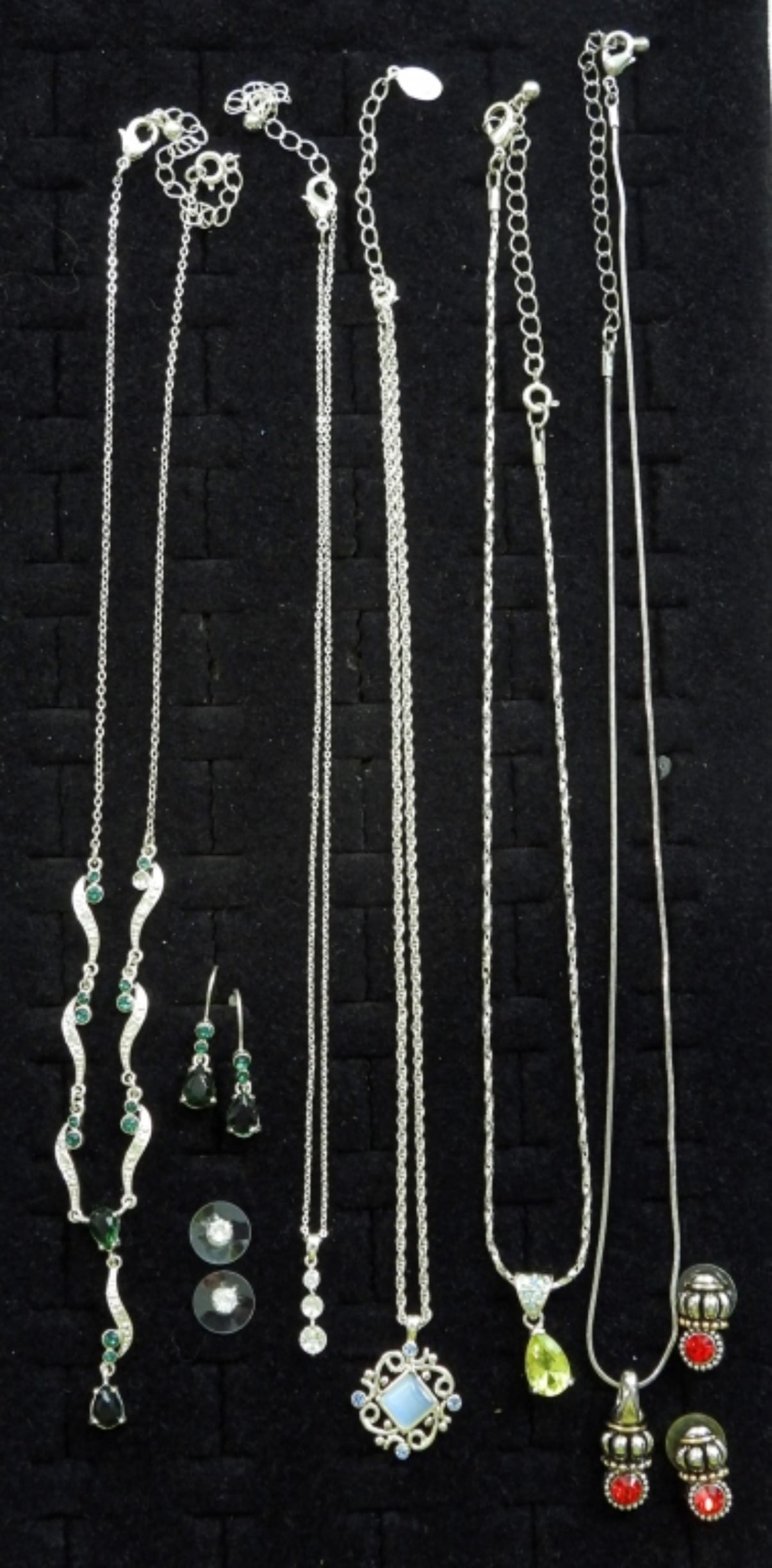 WIDE VARIETY BEAUTIFUL NECKLACE/EARRINGS (1 of 2)