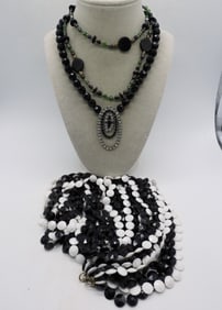 (3) BLACK WHITE FASHION NECKLACES