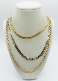 3 GOLD TONE FASHION CHAINS