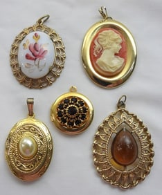 5 VARIETY GOLD TONED PENDANTS