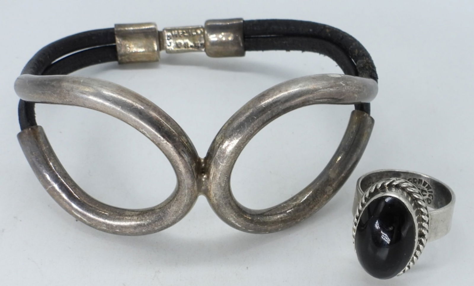 TAXCO 925 LEATHER BRACELET & RING (1 of 4)