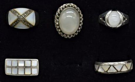 (5) 925 MOTHER OF PEARL RINGS