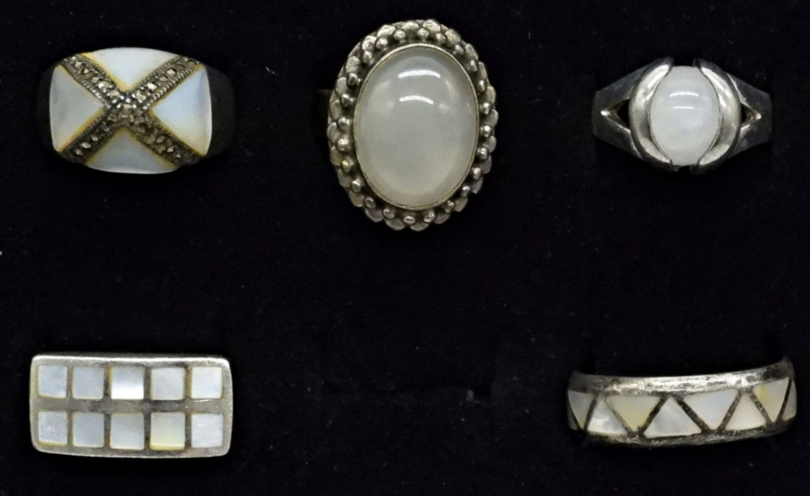 (5) 925 MOTHER OF PEARL RINGS (1 of 2)