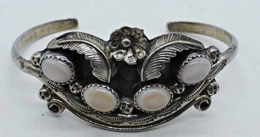 GORGEOUS 925 MOTHER OF PEARL BRACELET