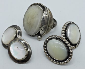VTG 925 MOTHER OF PEARL RING & EARRINGS