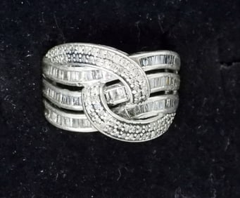 STERLING DIAMOND / MOISSANITE RING