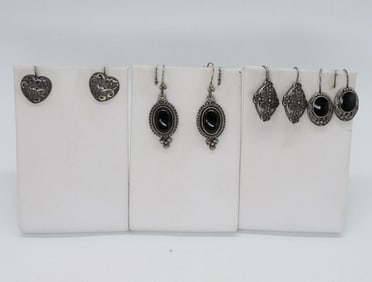 (4) PIERCED EARRINGS 925 BLACK GEMSTONES