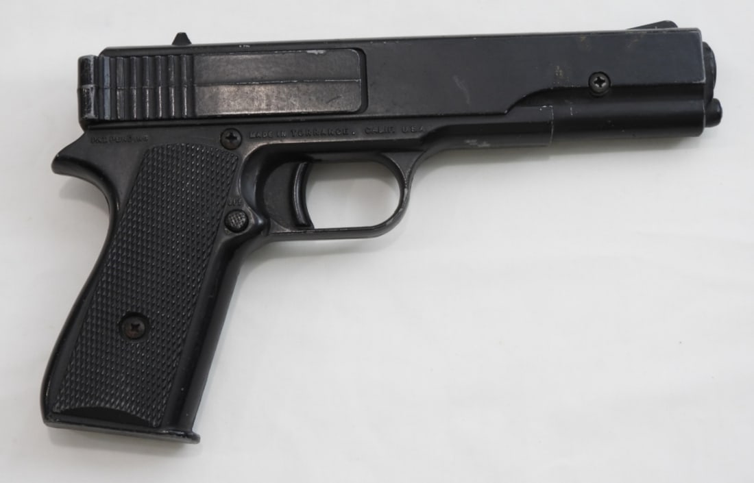 CROSMAN REPEATER .177 CAL BB PISTOL: VINTAGE PRE-OWNED / UNTESTED