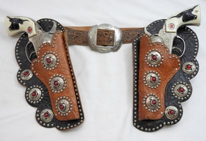 (2) TEXAN JR CAP GUNS w/HOLSTER/BELT