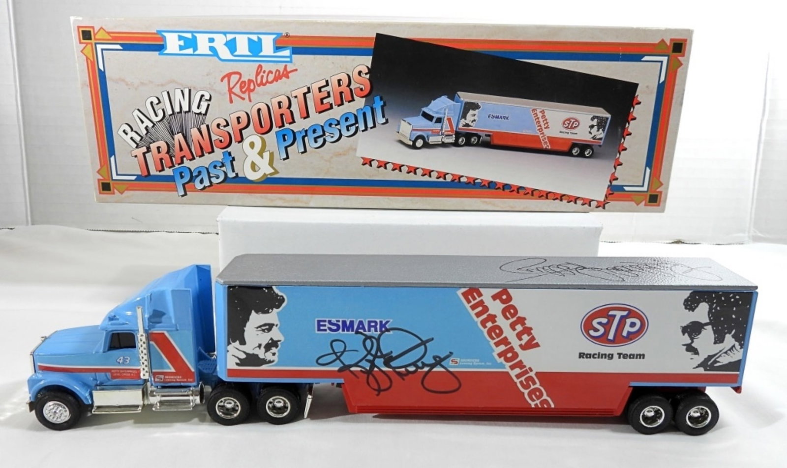 #43 RICHARD PETTY AUTO TRANSPORTERS REPLICA: AUTOGRAPH IS UNVERIFIED, LIMITED EDITION RACING TRANSPORTERS PAST & PRESENT, 1:64, STILL IN ORIGINAL BOX