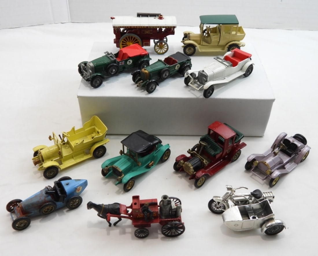 (12) LESNEY DIE CAST CARS / TRUCKS: NICE VINTAGE TOY LOT - OVERALL NICE CONDITION