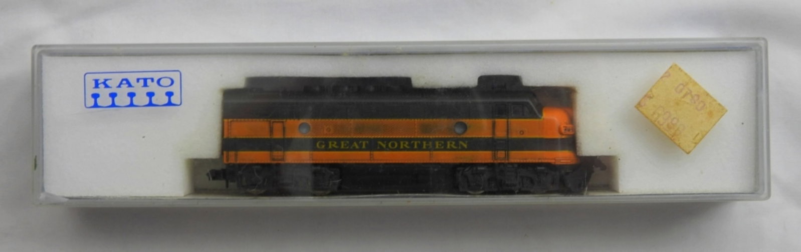 N SCALE KATO 176-181 GREAT NORTHERN: F3 A UNIT PHASE II in ORIGINAL CASE - NEW OLD STOCK