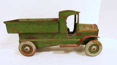 1920's/30's VINTAGE PRESSED METAL TRUCK