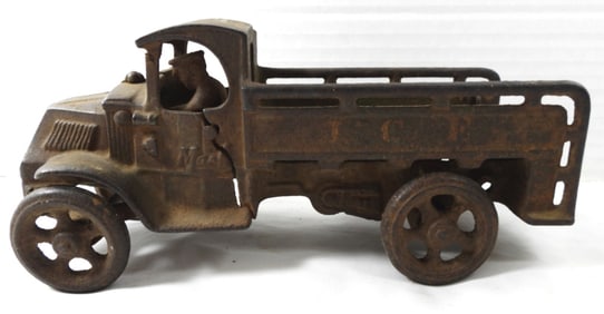 ARCADE CAST IRON "MACK" TRUCK