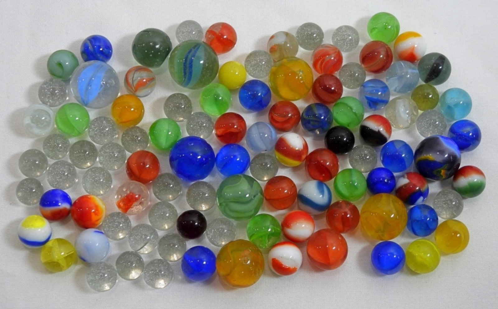 COLORFUL FUN DECORATIVE/TOY MARBLES: 1 BAG OF COLORFUL FUN DECORATIVE/TOY MARBLES