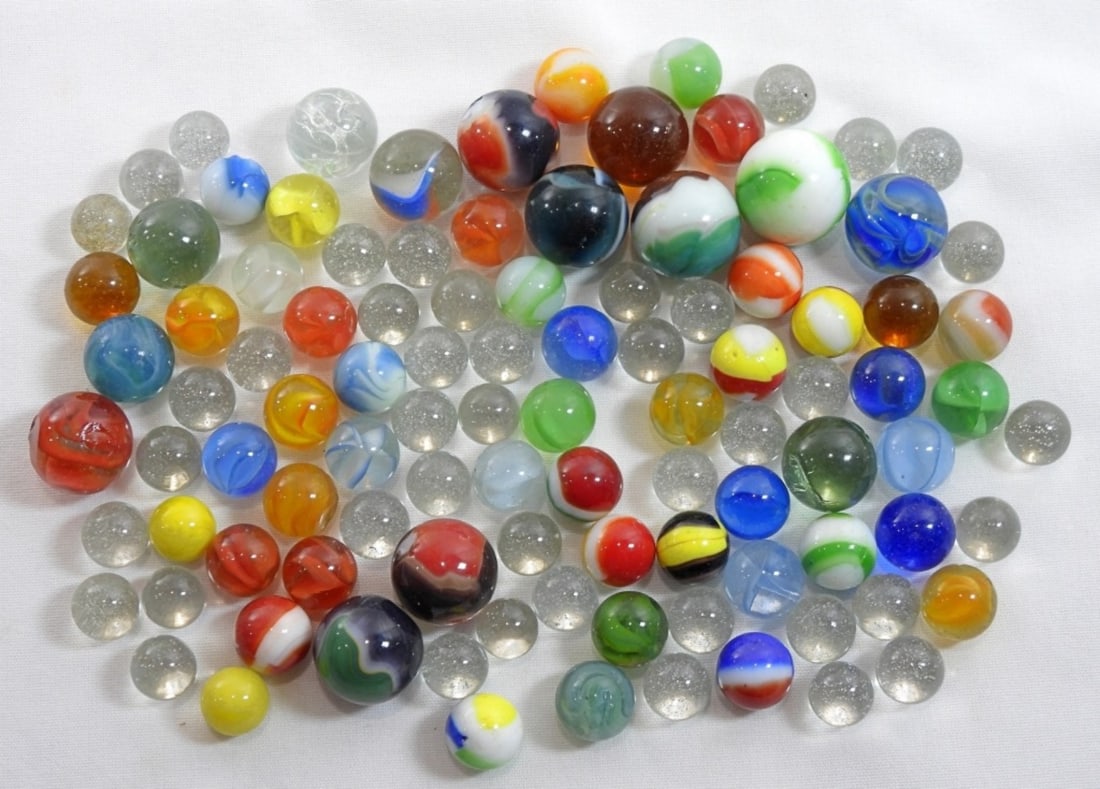 COLORFUL FUN DECORATIVE/TOY MARBLES: 1 BAG OF COLORFUL FUN DECORATIVE/TOY MARBLES