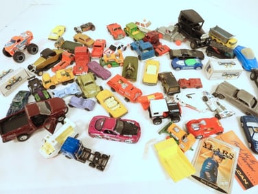 MIX LOT OF HOTWHEELS & MORE FOR PARTS AND REPAIR