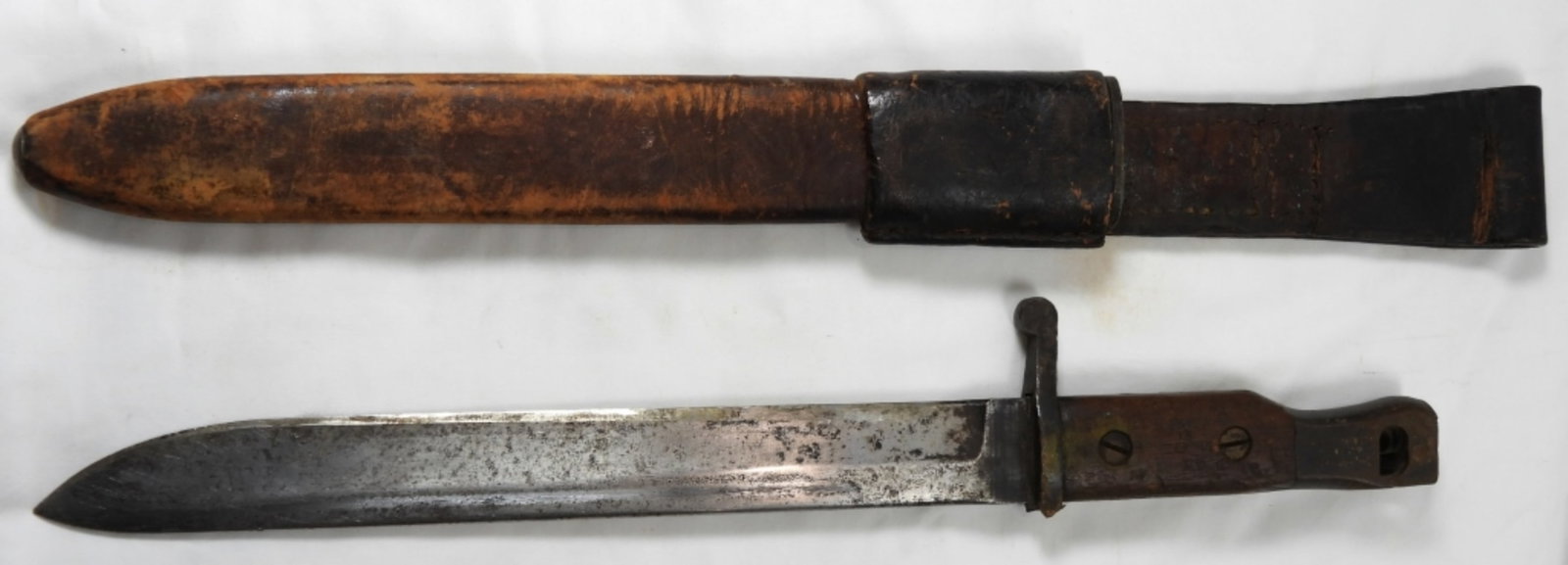 ROSS RIFLE CO. HUNTING KNIFE: ROSS RIFLE CO. HUNTING KNIFE, BLADE 10'', KNIFE 14.5'' ALL TOGETHER, KNIFE DOES COME WITH ORIGINAL SHEATH, SOME RUST AND WEAR ON BLADE OF KNIFE