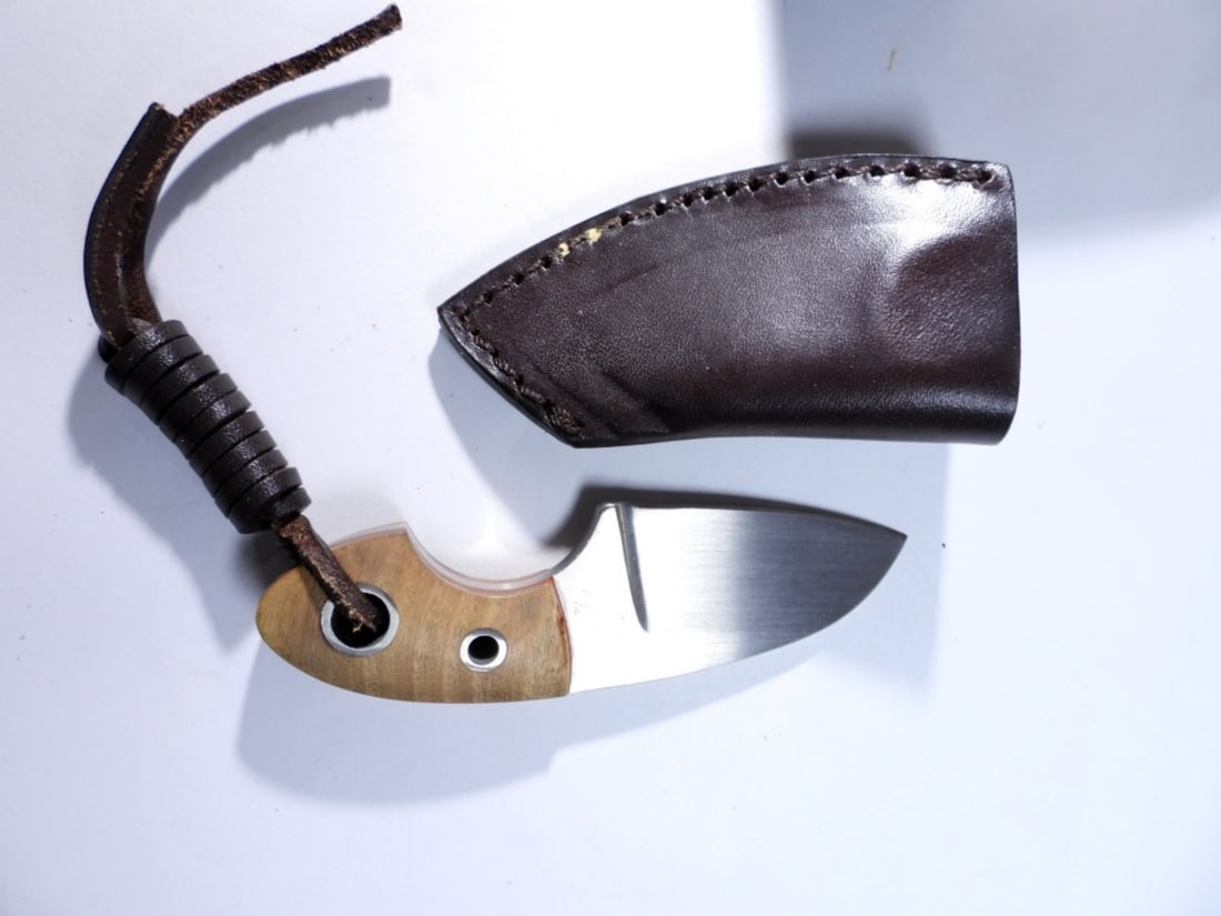 BOKER MINI SKINNER HUNTING KNIFE (1 of 3)