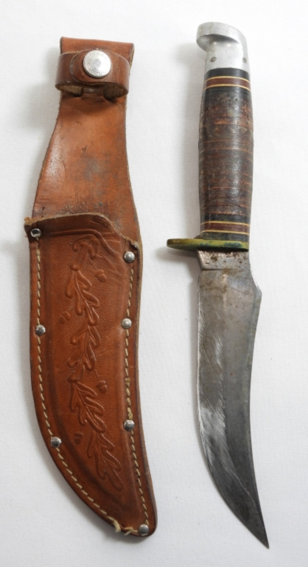 VINTAGE WESTERN SKINNER KNIFE - USED: LEATHER WRAP HANDLE - SHEATH LEATHER w/OAK LEAVES