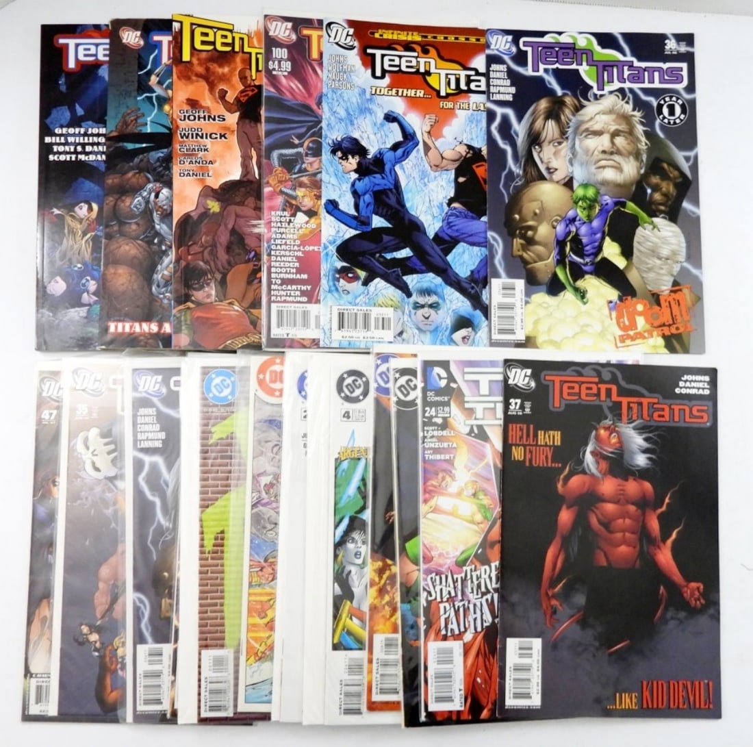 (18)MODERN TEEN TITANS LOT (1 of 3)