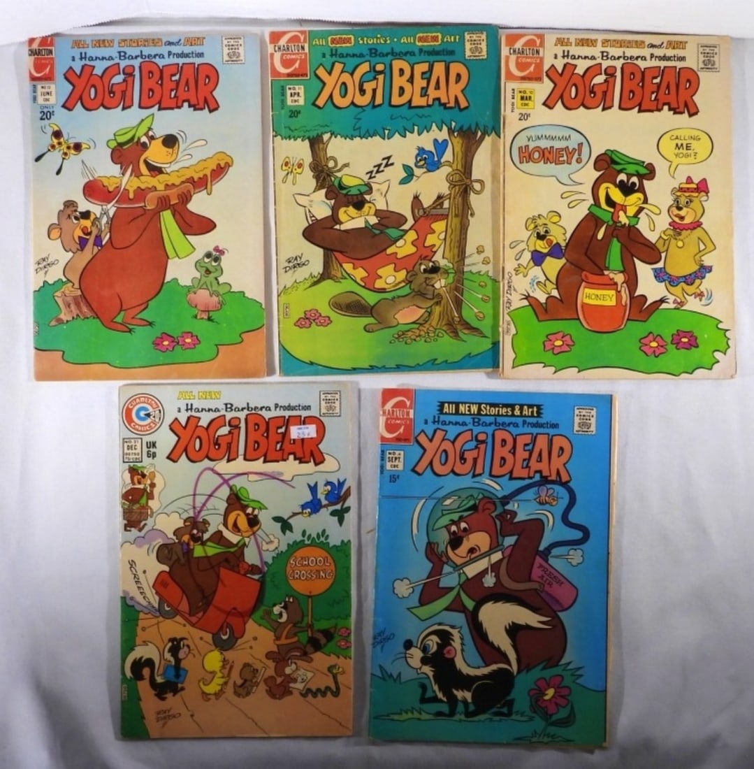 (5) CHARLTON YOGI BEAR VINTAGE COMICS (1 of 2)