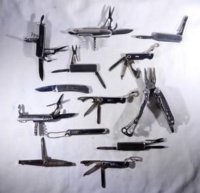 LEATHERMAN TOOL, BUCK 526A & MORE