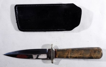 1976 PAT CRAWFORD #122 DAGGER & SHEATH