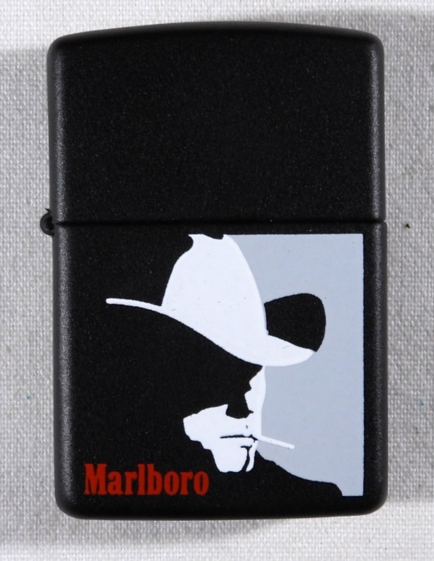 1992 UNFIRED MARLBORO SMOKING COWBOY ZIPPO (1 of 4)