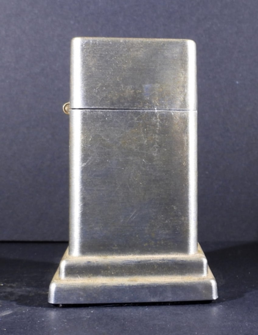 VTG 4TH MODEL BARCROFT ZIPPO TABLE LIGHTER (1 of 3)