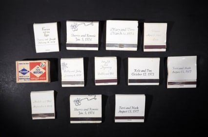 (12) PERSONALIZED WEDDING MATCHBOOKS
