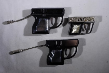 (3) PISTOL SHAPED VTG LIGHTERS